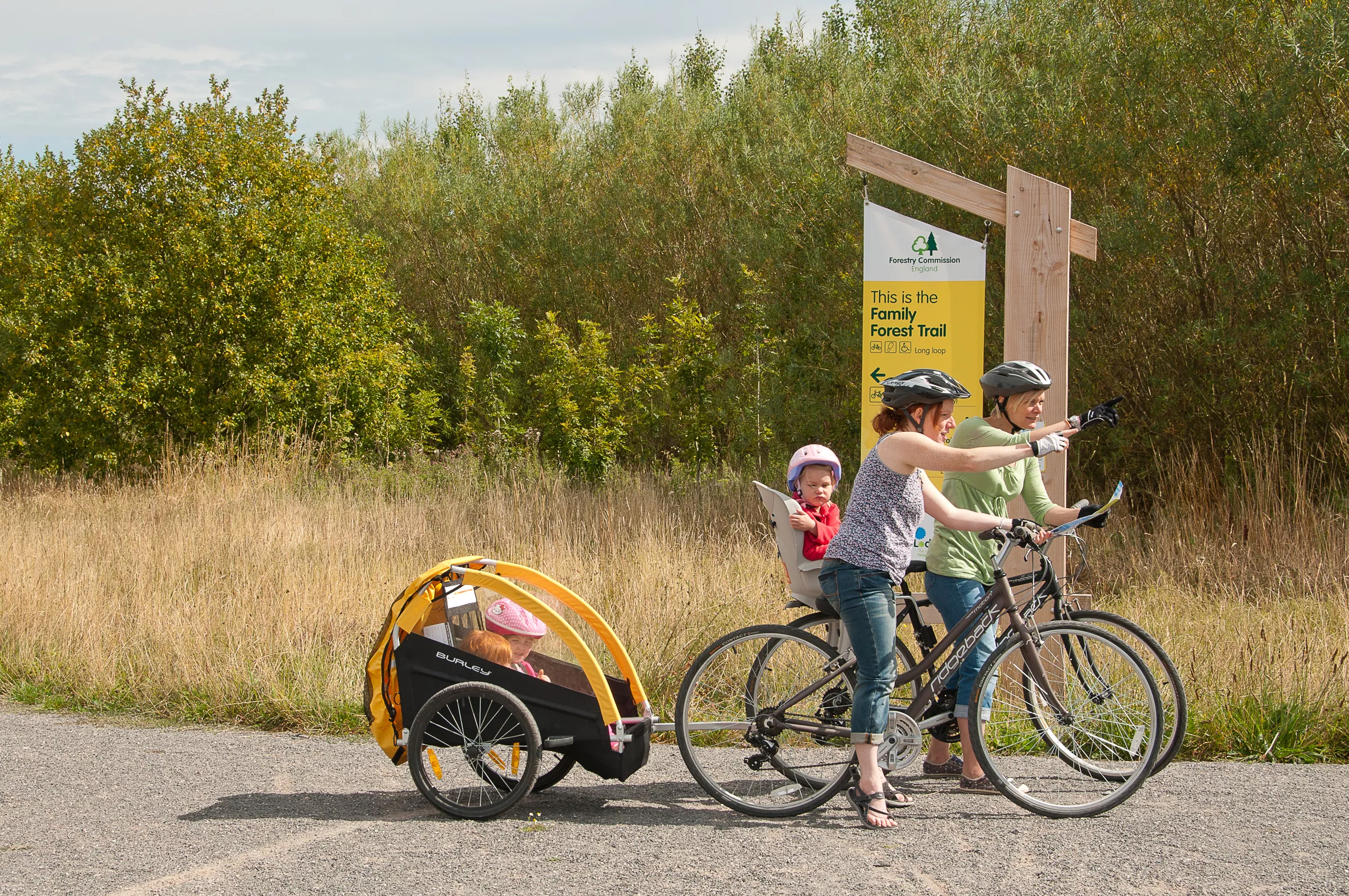 /sites/default/files/styles/convert_to_webp/public/sites/default/files/2023-07/Hicks%20Lodge%20Cycle%20Centre%20trail.jpg.webp?itok=2nJN1Aho